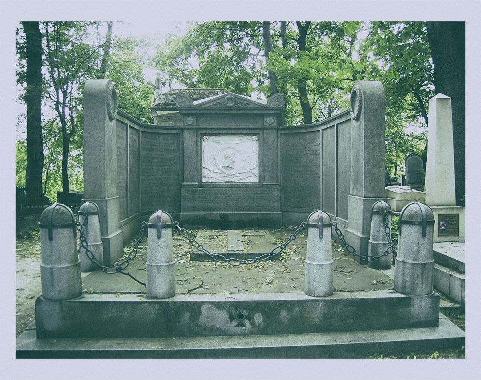 The Grave of Marshall Michel Ney in Paris. Image from Wikimedia Commons.